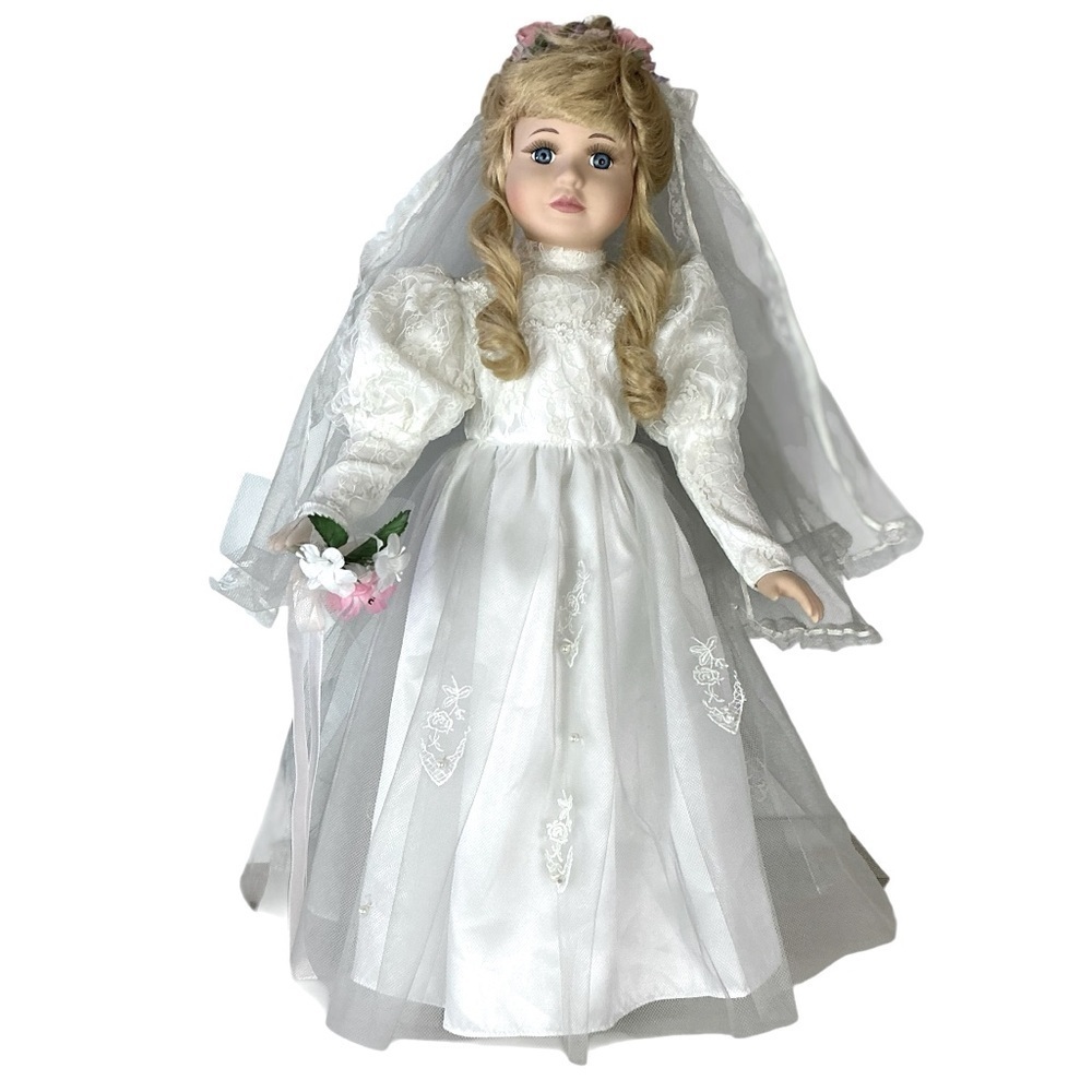 Vintage Porcelain Bride Doll Victorian Wedding Gown Blond Hair Bridal Doll 23 in